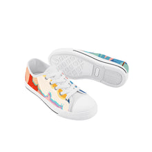 Load image into Gallery viewer, Yoshimura Catch the Earth Unisex Low-Top Canvas Shoes (Kids)
